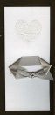 Esküvői meghívó - 90x200 mm - oldalra három részre nyitható - fehérszínű papíron domborítás - összehajtás után ezüst színű szaténszalaggal átkötjük