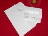   Esküvői meghívó - 215x110 mm - felfelé nyitható - külsőlap formastancolt,  minta aranyozott, domborított - betétlap krémszínű gyöngyházfényű papír