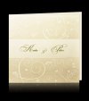    Esküvői meghívó - 135x135 mm - oldalra nyitható - krém színű borító, matt fólia- és fehér dombornyomással díszítve - betétlapos
