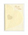   Esküvői meghívó - 105x145 mm - borító: bordázott krémszínű karton, szív alakú kivágással, domborított mintával - betétlap: bordázott krémszínű lap (kérhető más színnel is) - boríték: krémszínű