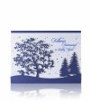  Karácsonyi üdvözlőlap - 145x110 mm - felfelé nyitható - borító: kék gyöngyházfényű karton, fenyőfa kivágással - betétlap: fehér gyöngyházfényű lap, kék hóeséssel, kihajtható 